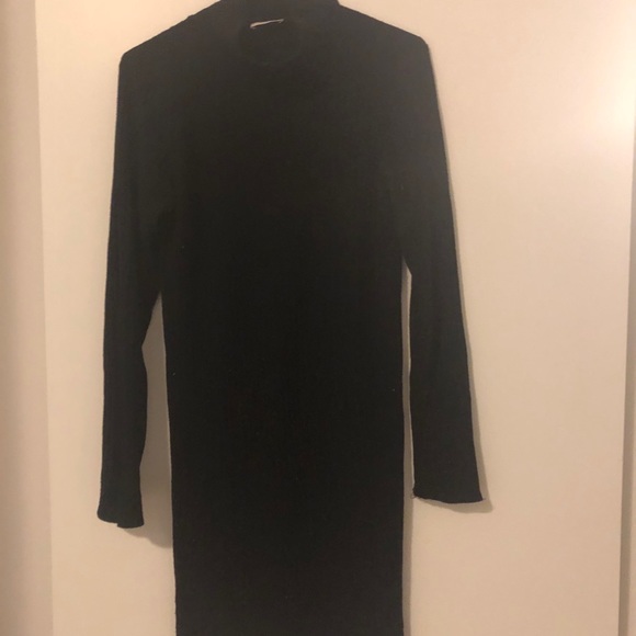Black turtle neck dress or Long top - Picture 2 of 6